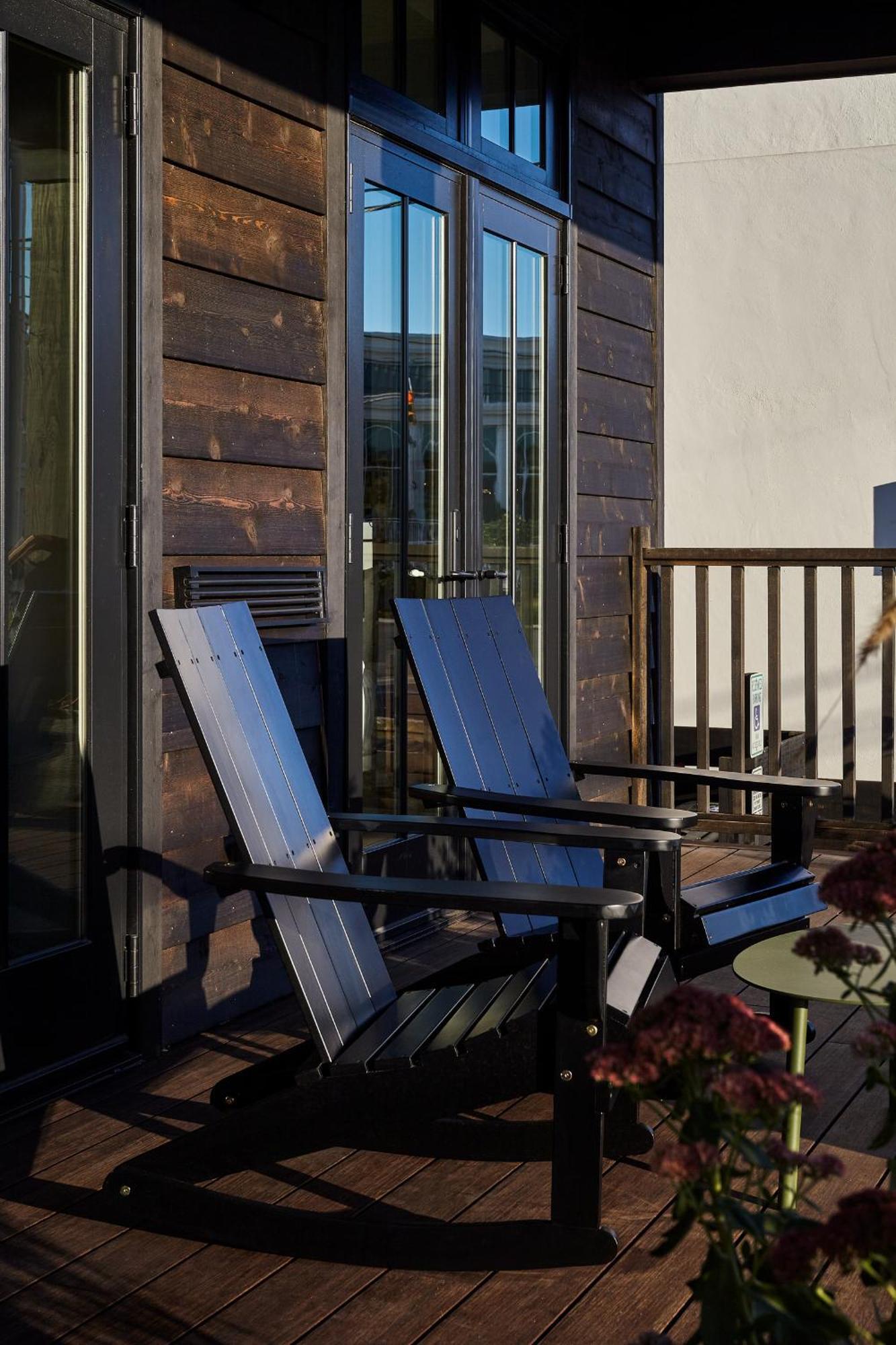 Lokal Hotel Cape May Room photo